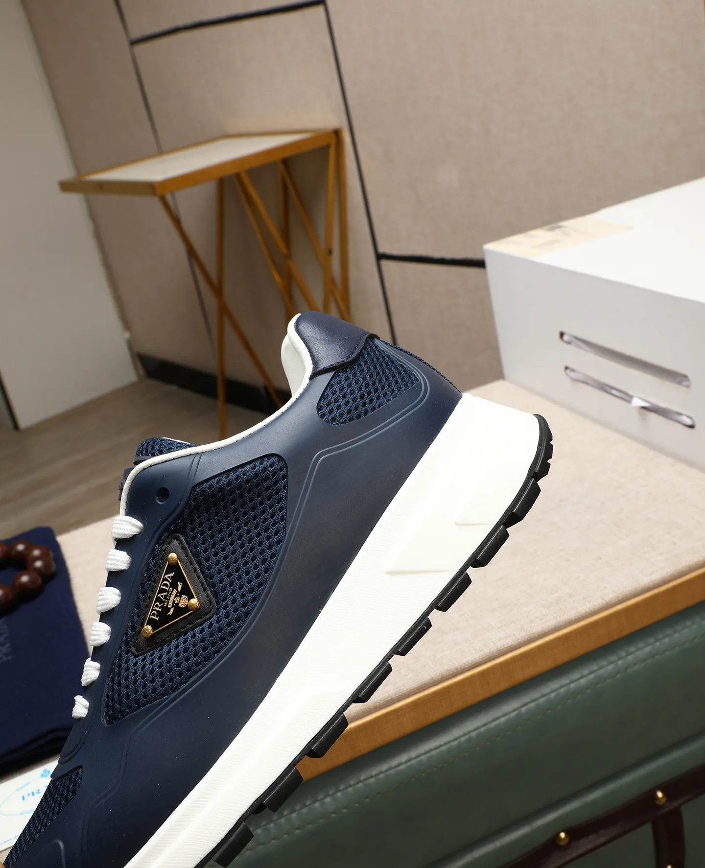 Men's shoes 💰580 [PRADA] Prada - High-end quality original order - Upper: 🔝 silk calfskin, brand canvas cloth, brand metal fasteners - Lining: mesh, foot pads; top-grade cowhide - Outsole: ultra-light TPU foam; molded outsole - Ultra-high quality control·Fine workmanship: highlighted (high-end·luxury·grade) -Size: 38-44 (45 can be customized) Wang